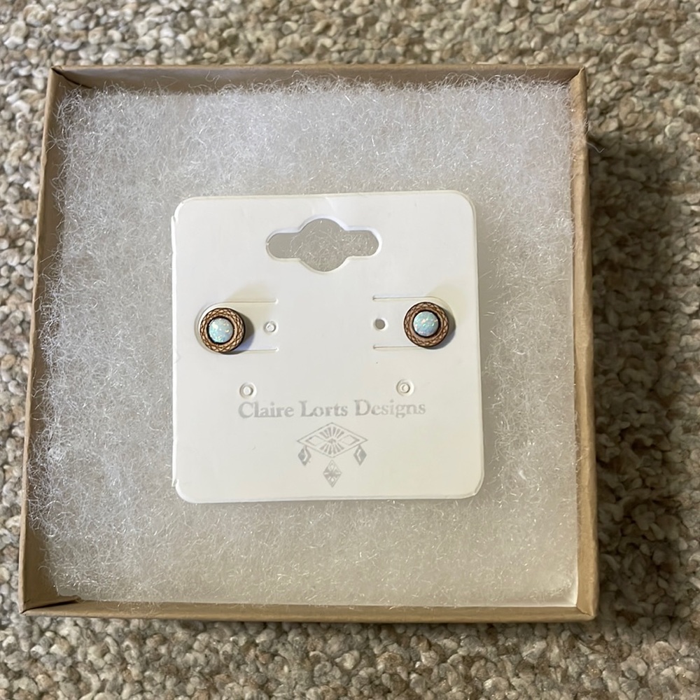 NWT Handcrafted Maplewood and Opal Circle Studs Sterling Silver Posts - Picture 2 of 5